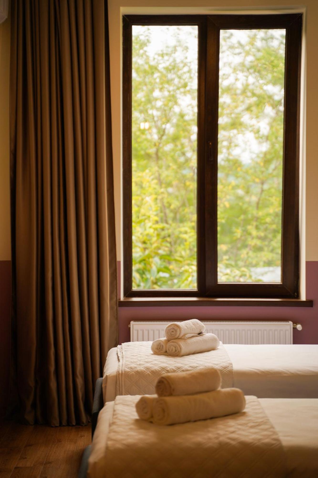 Dro Hotel Κουτάισι Εξωτερικό φωτογραφία